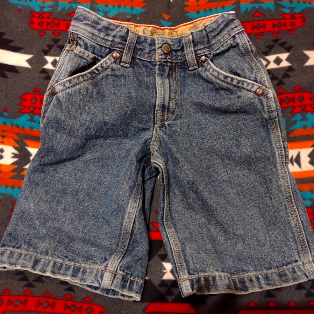 Levi's boys shorts 4 t